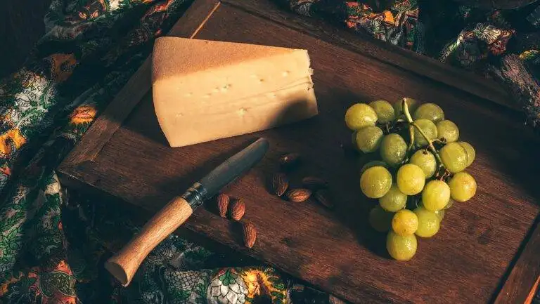 The Story of Bread: From Ancient Grain to Modern Loaf