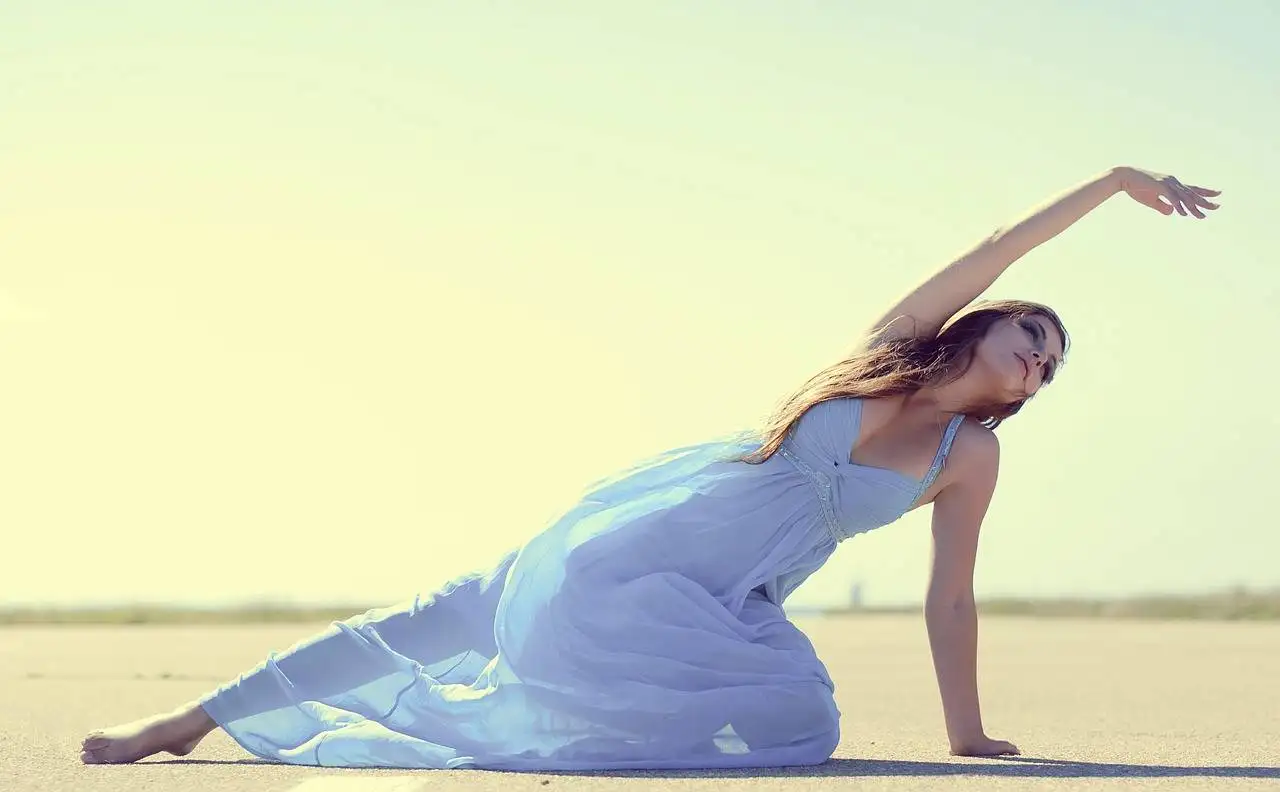 How to Style Outfits for a Night Out